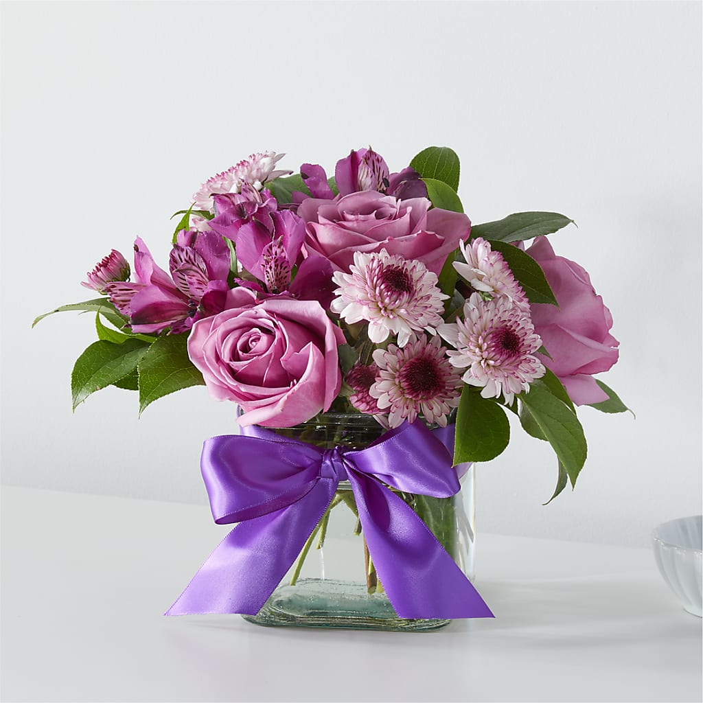 Sugarplum Bouquet – CASSIDY'S FLOWERS, Newmarket ON
