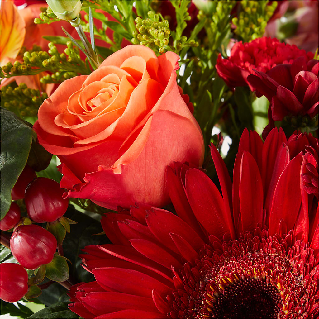 Sweater Season - A Florist Original – CASSIDY'S FLOWERS, Newmarket ON