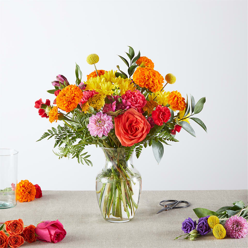 Fiesta del color: una obra original de floristería