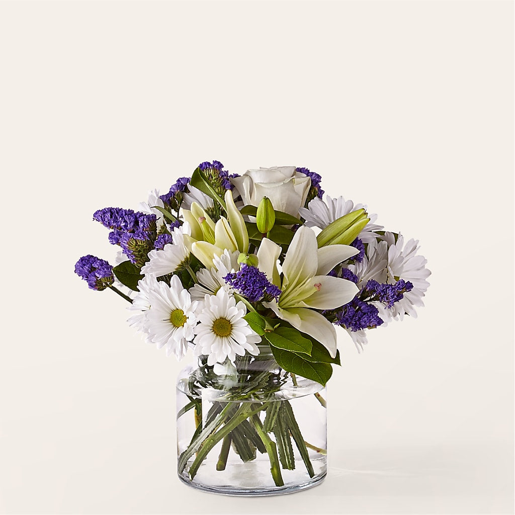 Beyond Blue Bouquet – CASSIDY'S FLOWERS, Newmarket ON