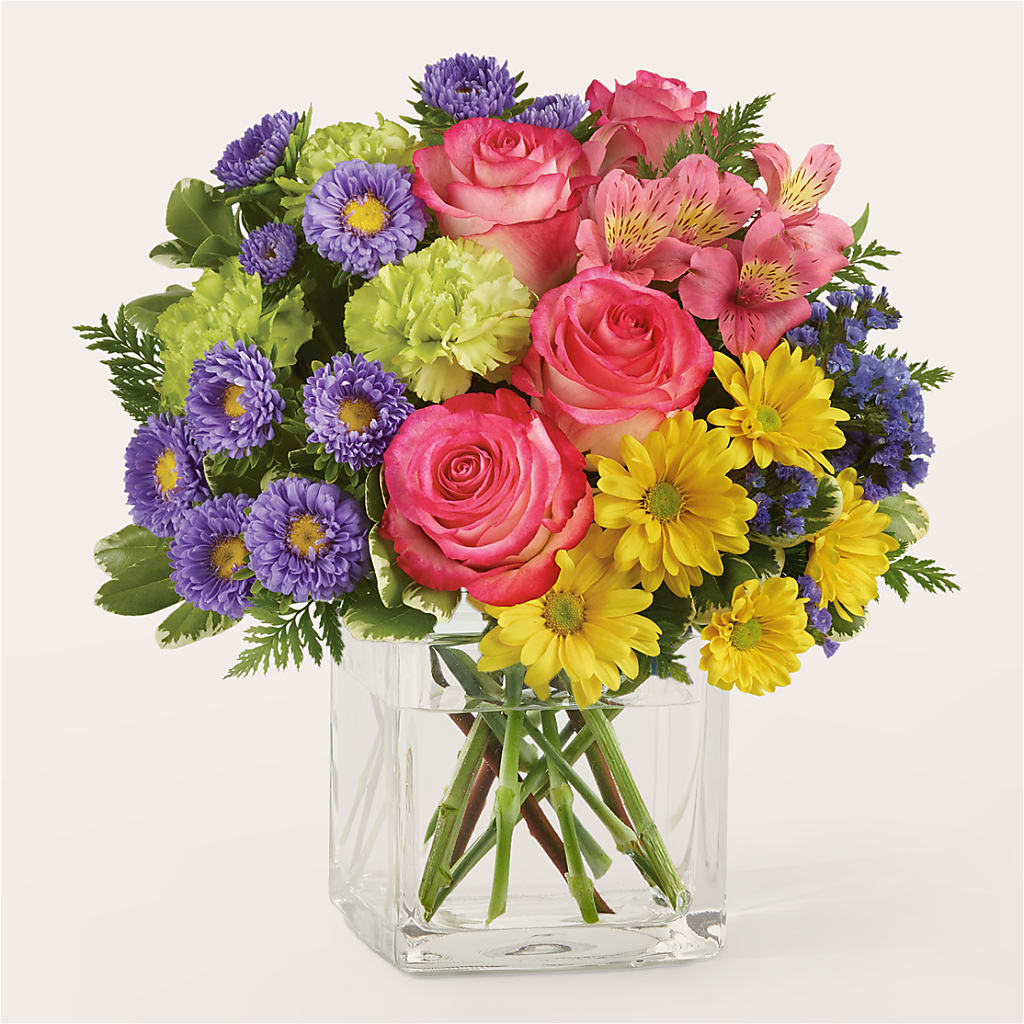 Candy Jar Bouquet – CASSIDY'S FLOWERS, Newmarket ON