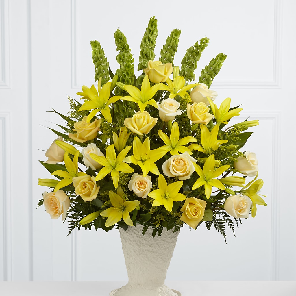 Golden Memories Arrangement – CASSIDY'S FLOWERS, Newmarket ON