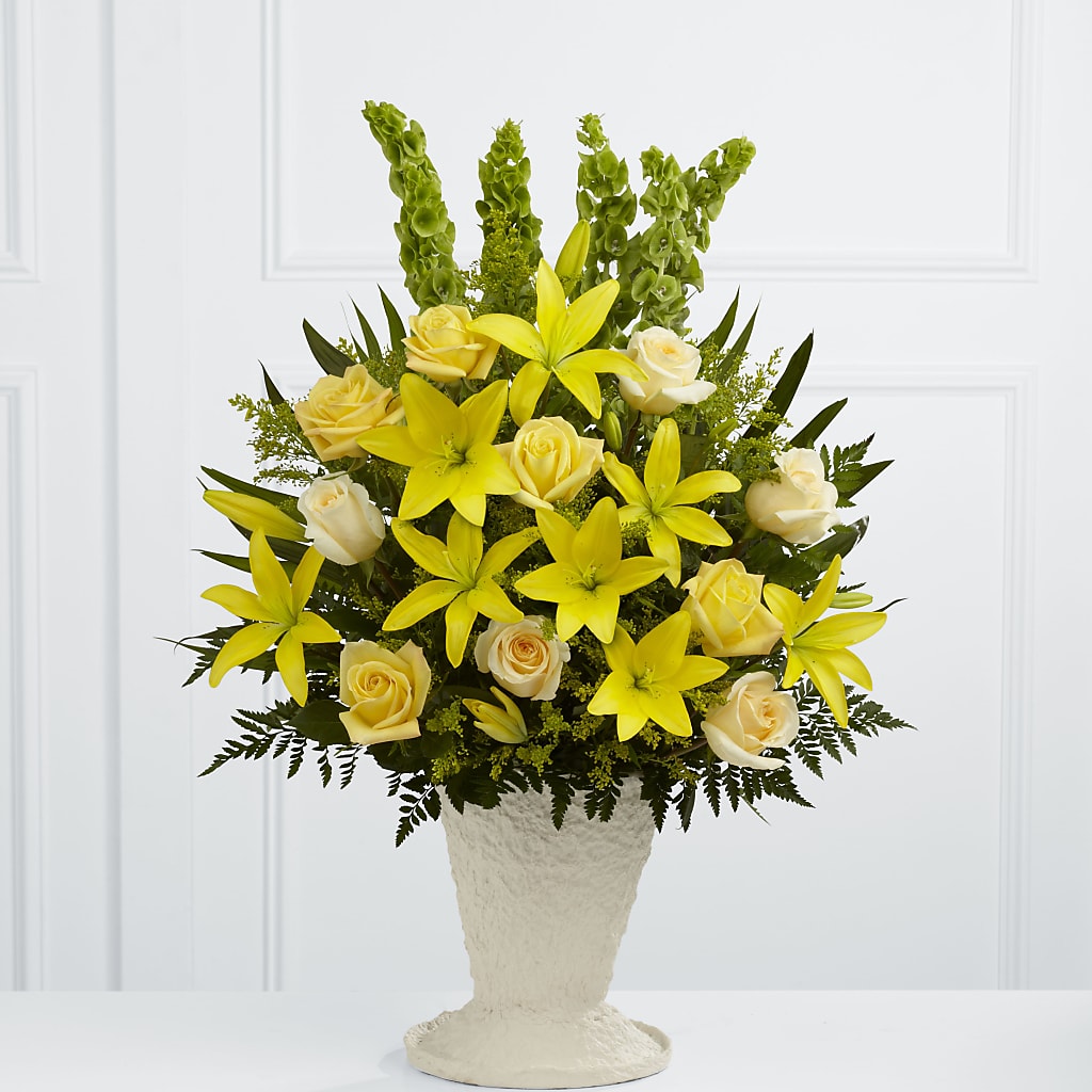 Golden Memories Arrangement – CASSIDY'S FLOWERS, Newmarket ON