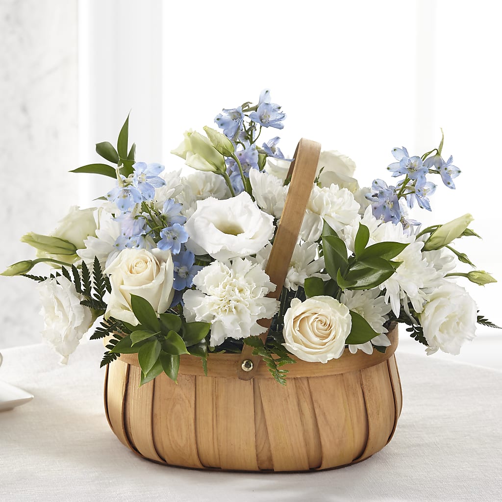 Sincerely Heartfelt Basket – CASSIDY'S FLOWERS, Newmarket ON