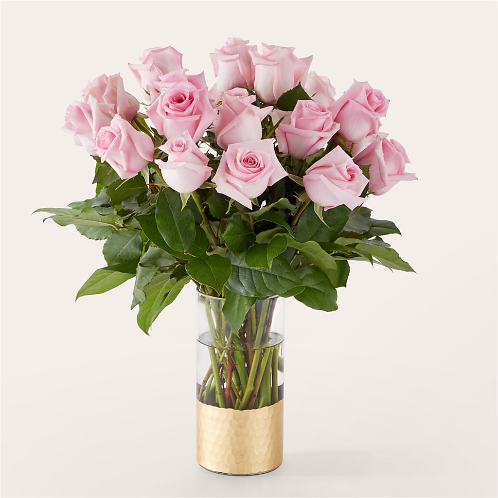 Picture Perfect Pink Rose Bouquet – CASSIDY'S FLOWERS, Newmarket ON