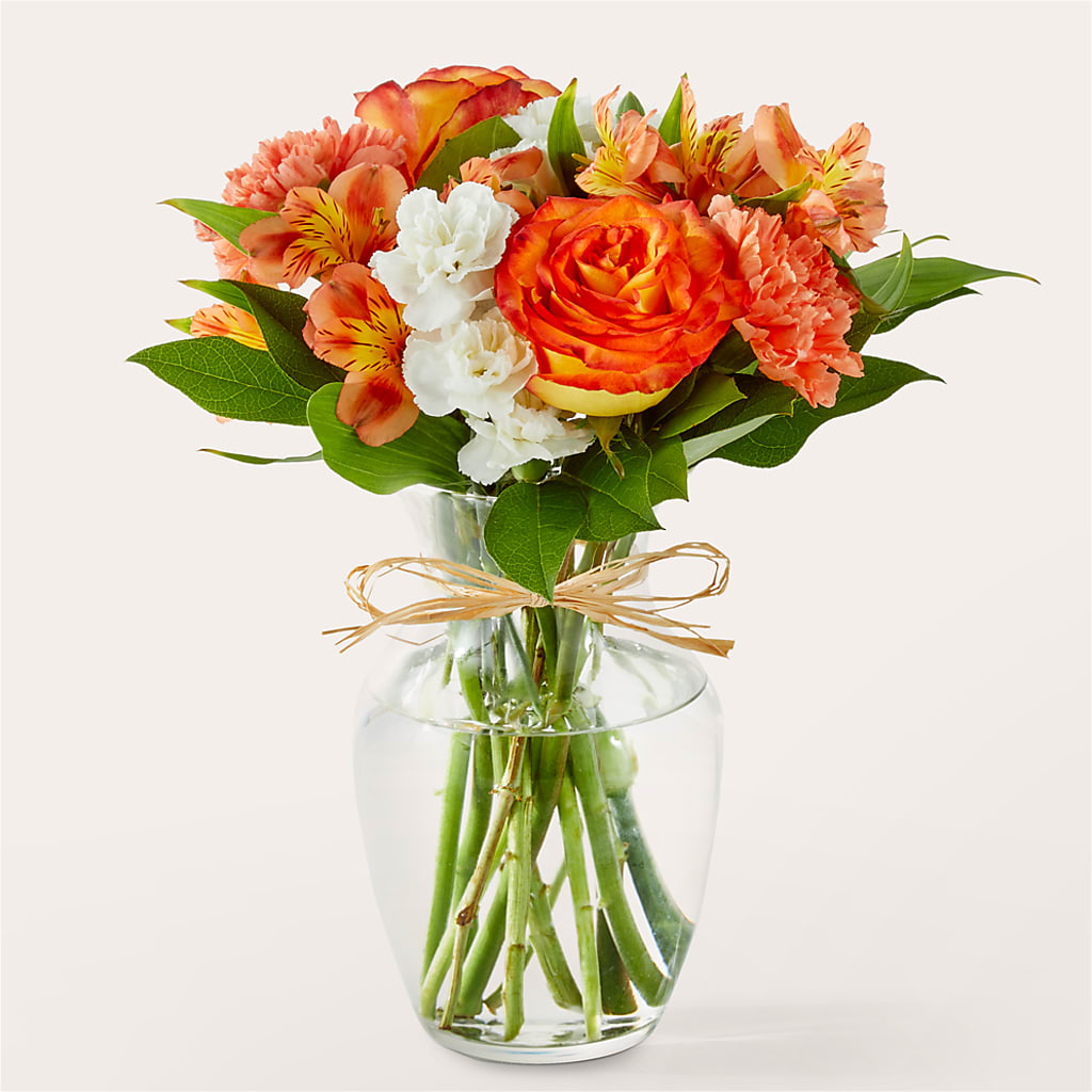 Apricot Glow Bouquet – CASSIDY'S FLOWERS, Newmarket ON