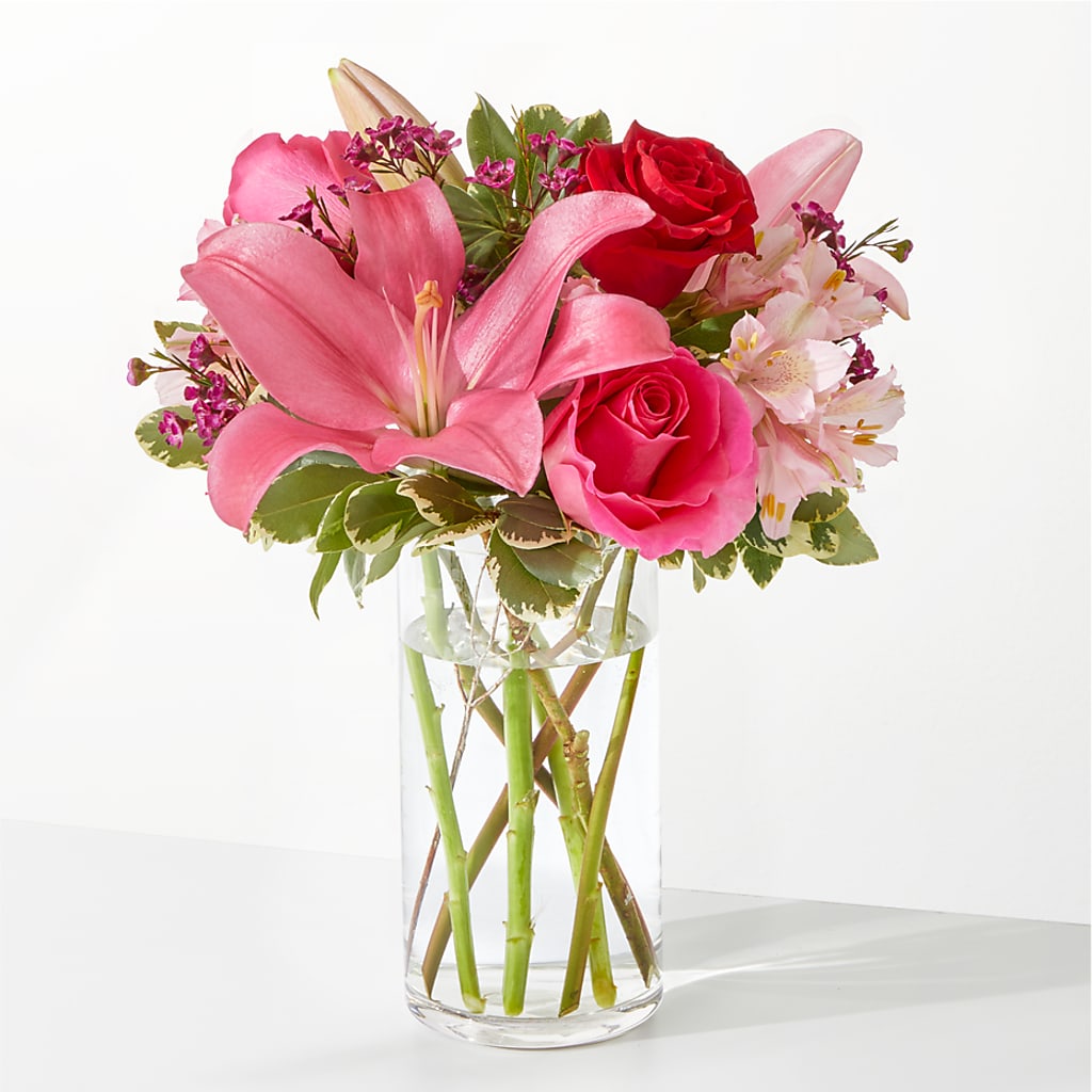 Lucky in Love Bouquet – CASSIDY'S FLOWERS, Newmarket ON