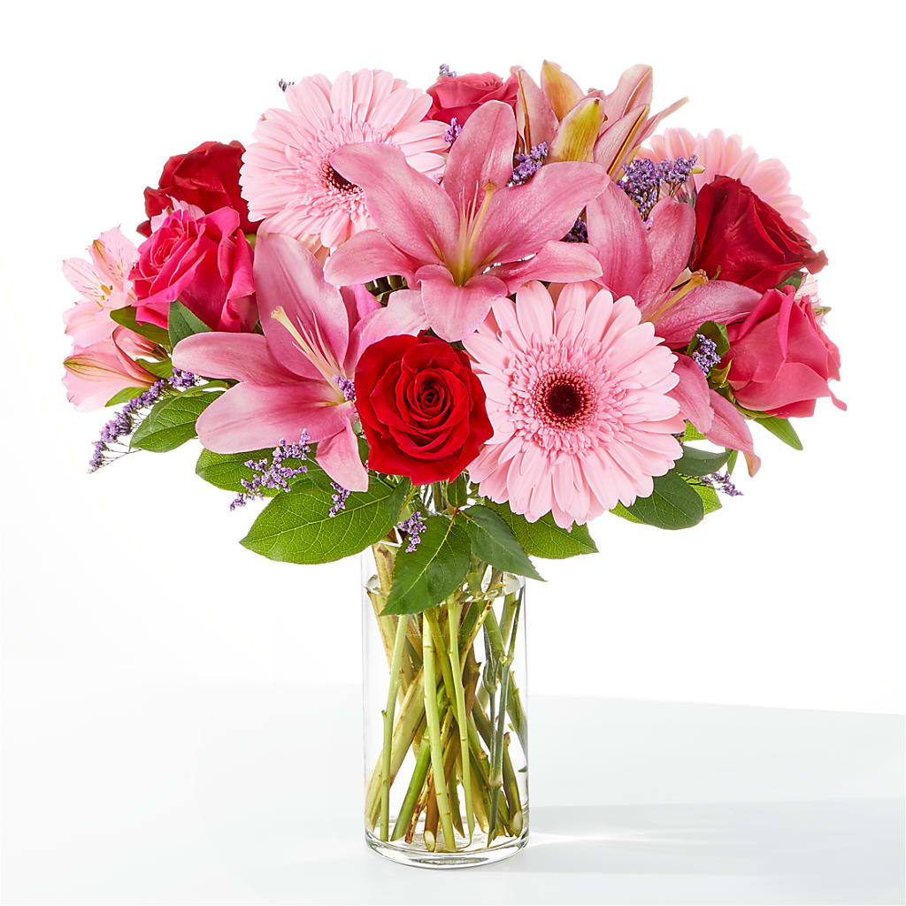Lots of Love Bouquet – CASSIDY'S FLOWERS, Newmarket ON