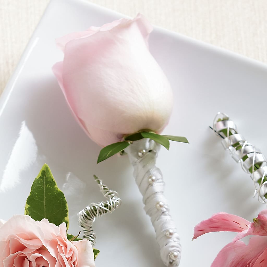 Pink Rose Boutonniere – CASSIDY'S FLOWERS, Newmarket ON