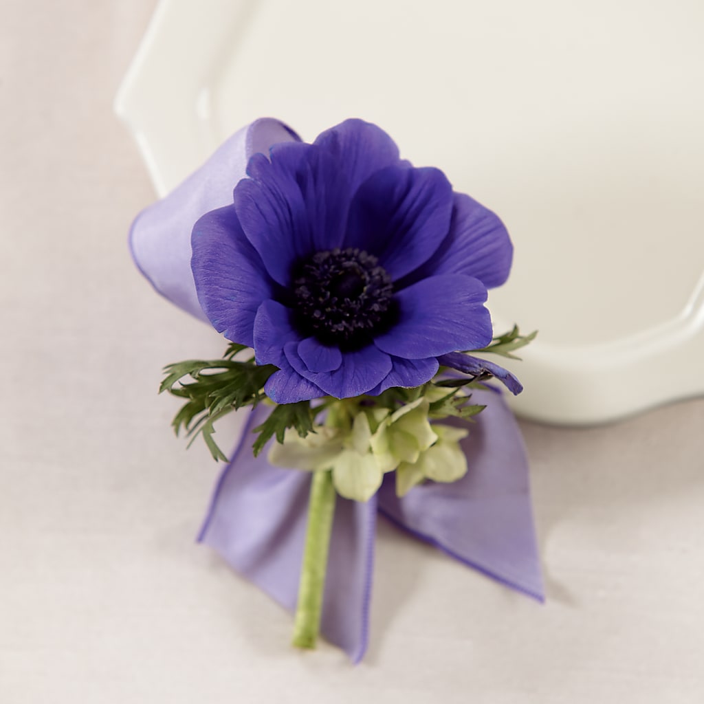 Purple Passion Boutonniere – CASSIDY'S FLOWERS, Newmarket ON