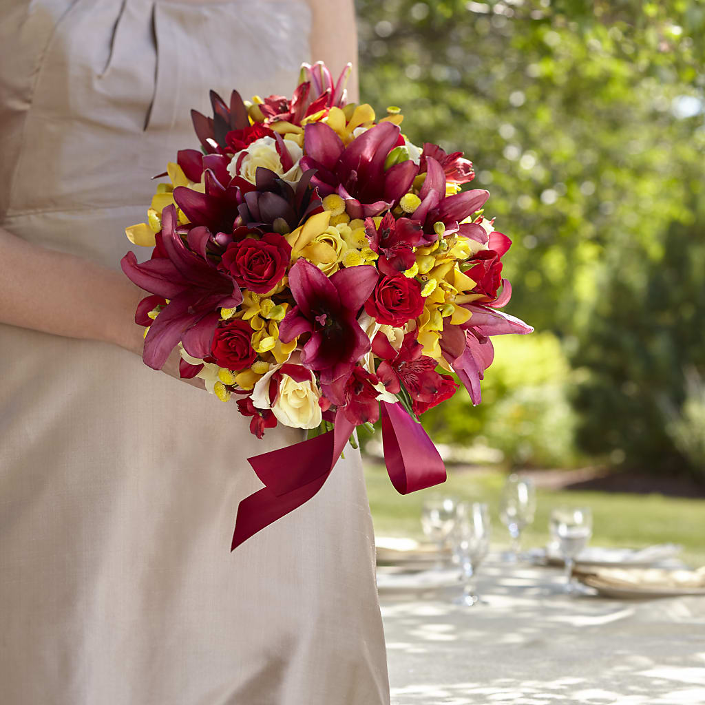 Sunningdale Bouquet – CASSIDY'S FLOWERS, Newmarket ON