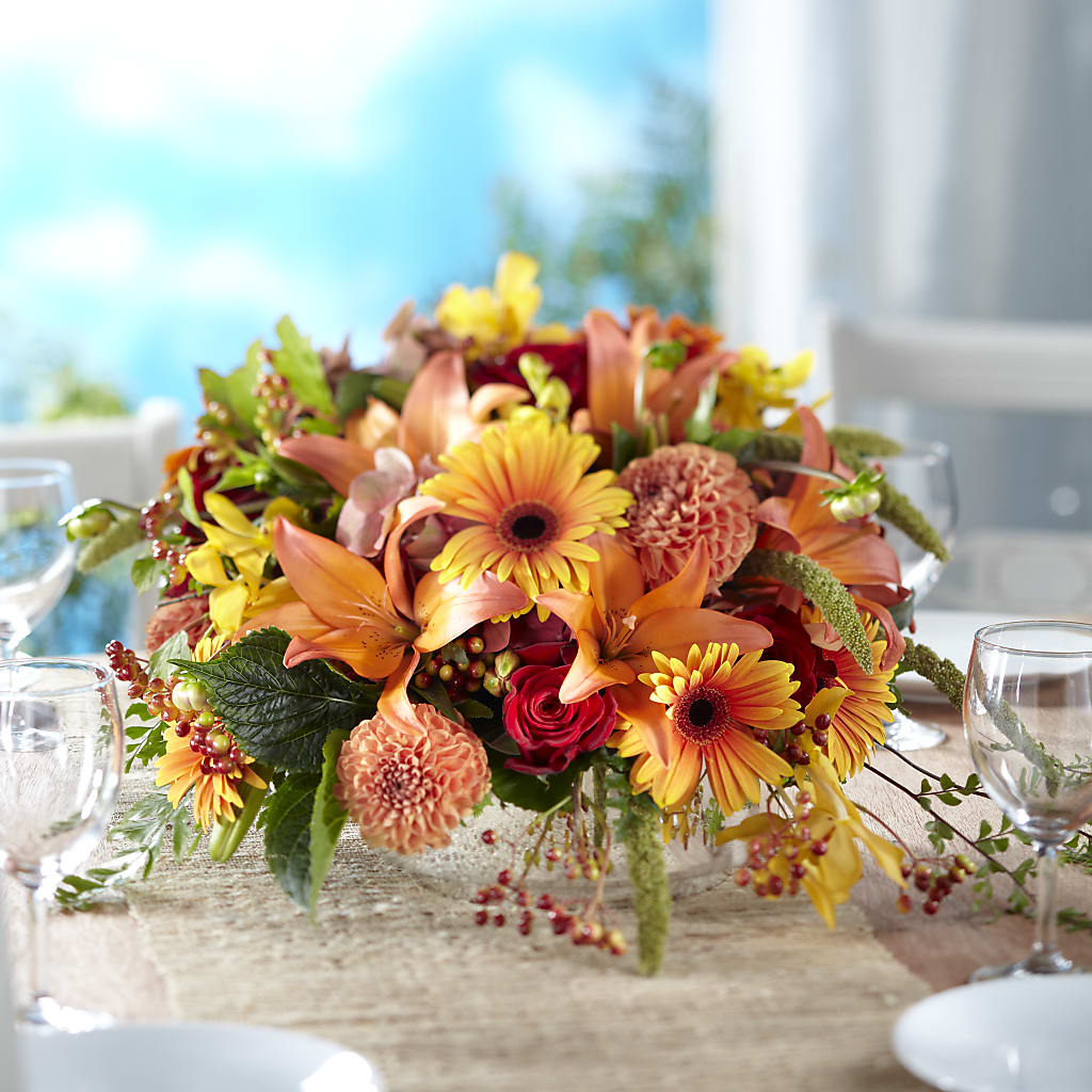 One and Only Centerpiece – CASSIDY'S FLOWERS, Newmarket ON