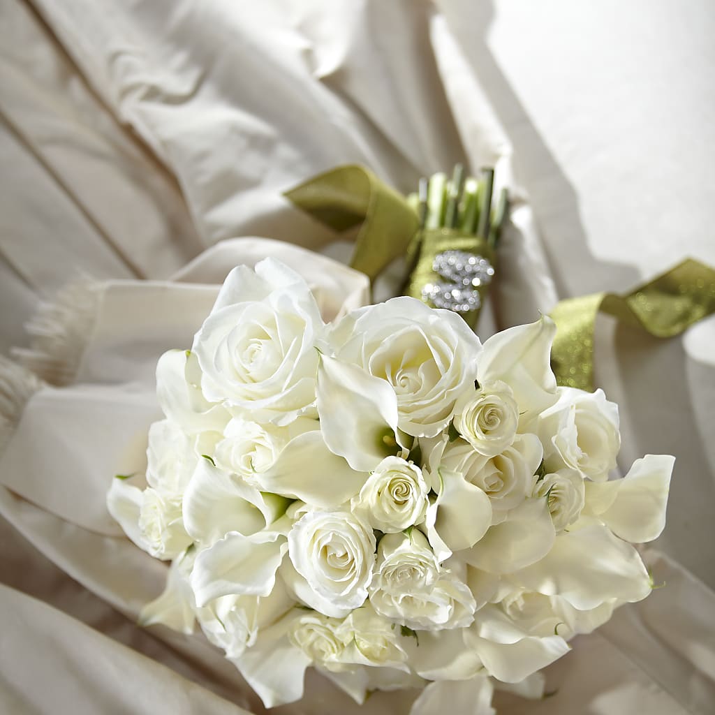 Serene Highness Bouquet – CASSIDY'S FLOWERS, Newmarket ON