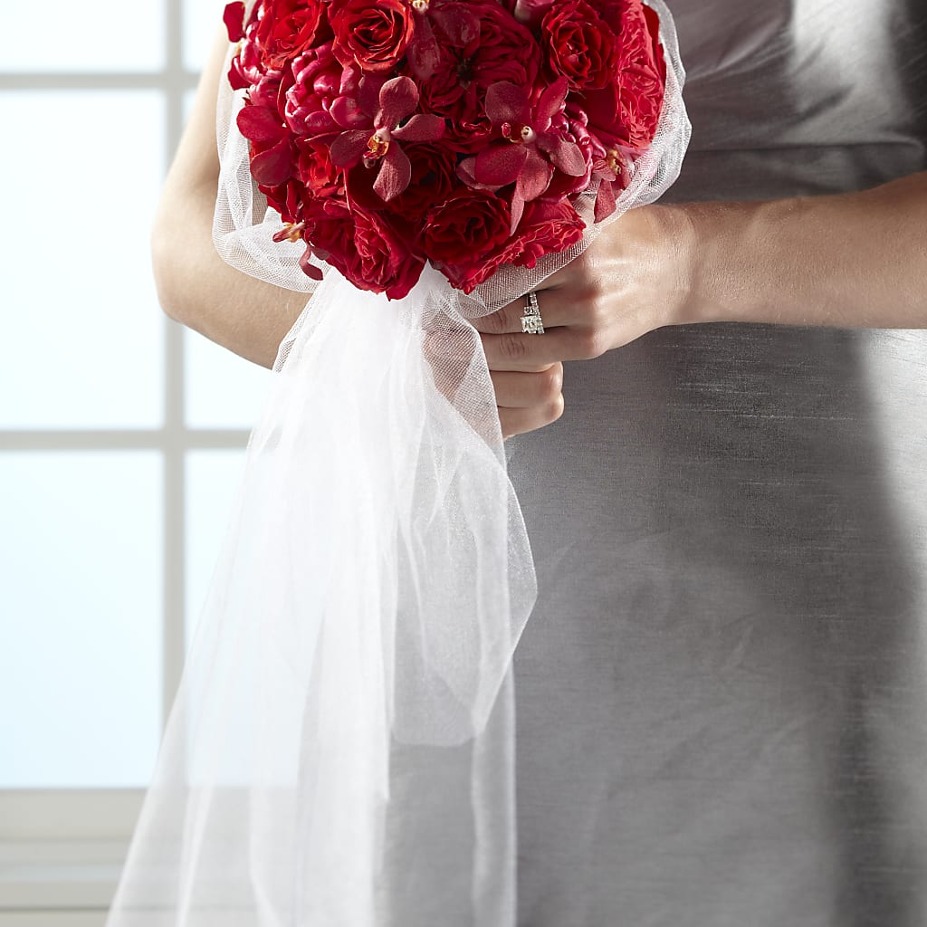 Desire Bouquet – CASSIDY'S FLOWERS, Newmarket ON