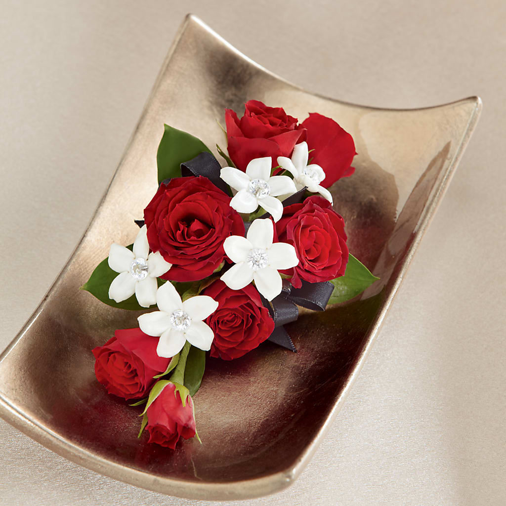 Poetry Corsage – CASSIDY'S FLOWERS, Newmarket ON