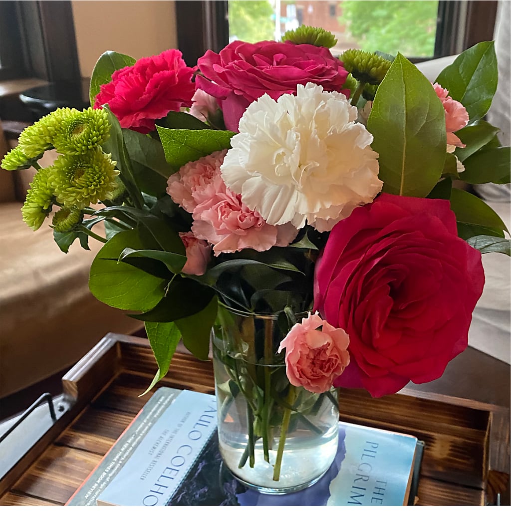 Sweet & Pretty Bouquet – CASSIDY'S FLOWERS, Newmarket ON