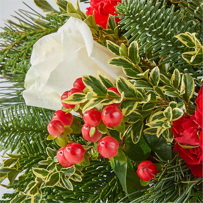 December Dreams Centerpiece – CASSIDY'S FLOWERS, Newmarket ON