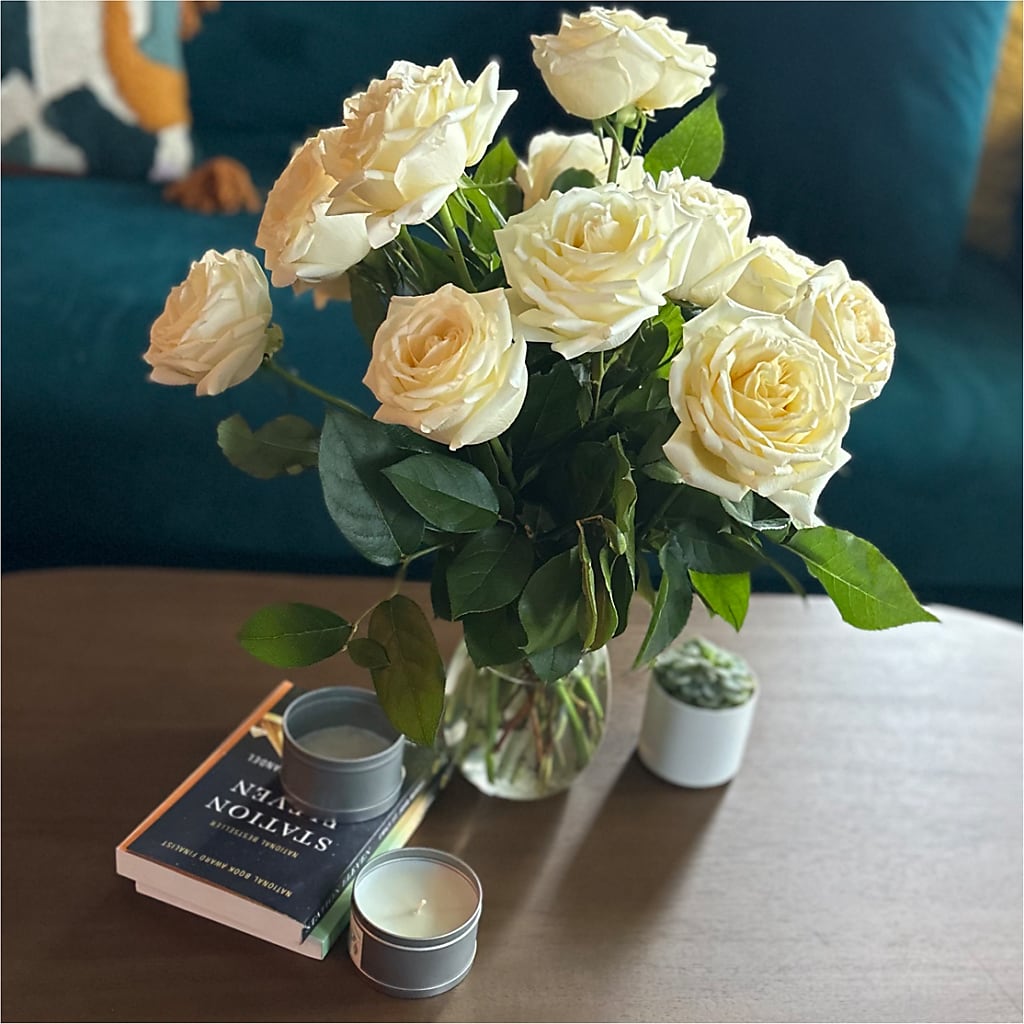 Long Stem Yellow Rose Bouquet – CASSIDY'S FLOWERS, Newmarket ON