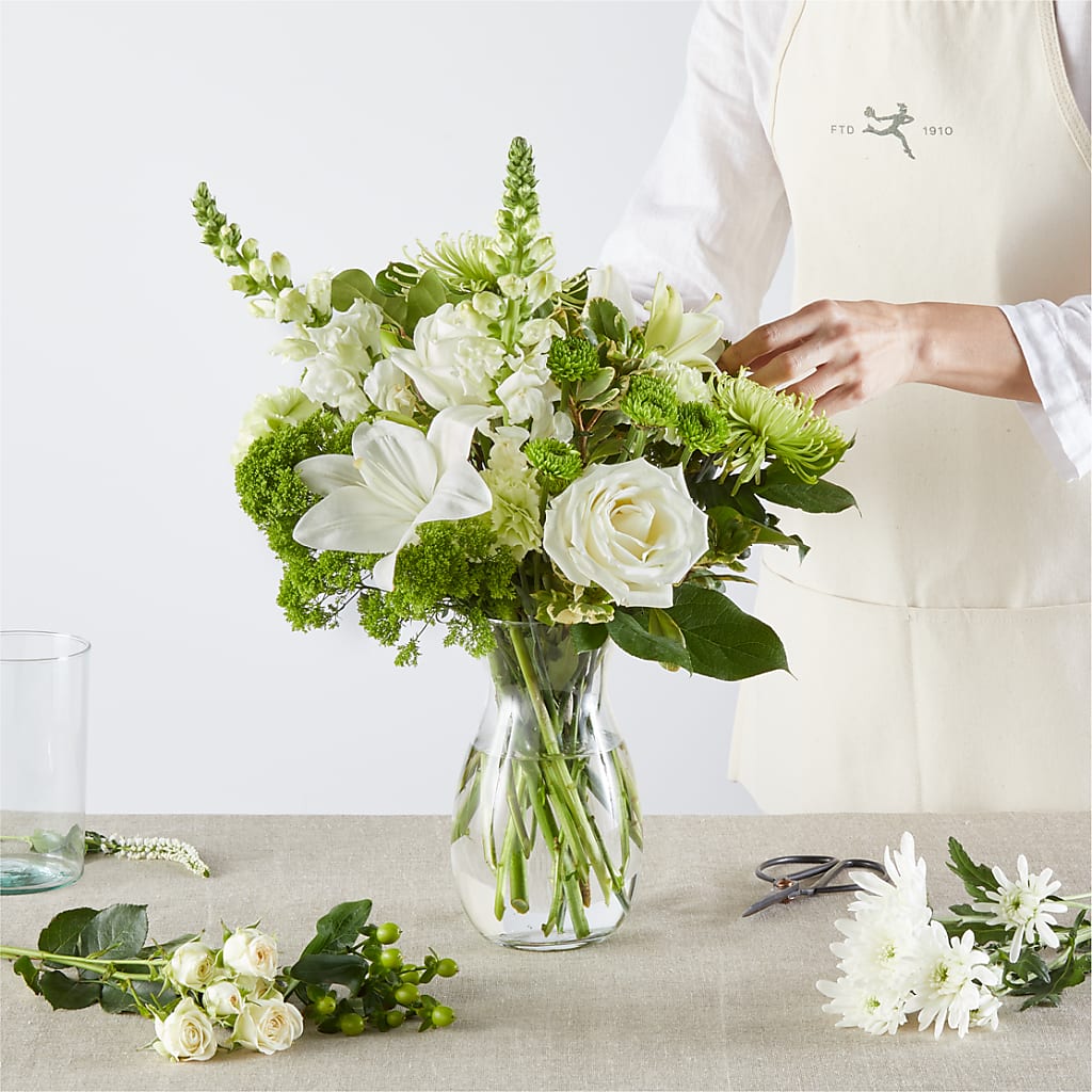 Irish Garden - A Florist Original – CASSIDY'S FLOWERS, Newmarket ON