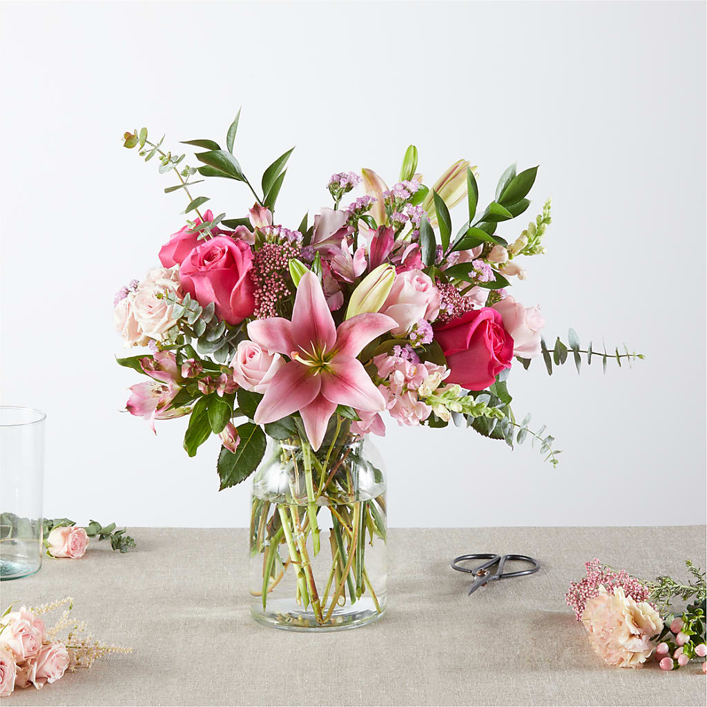 Pink Ribbon - A Florist Original – CASSIDY'S FLOWERS, Newmarket ON