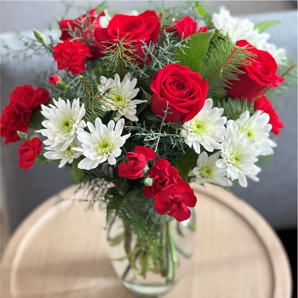 Seasonal Magic Bouquet – CASSIDY'S FLOWERS, Newmarket ON