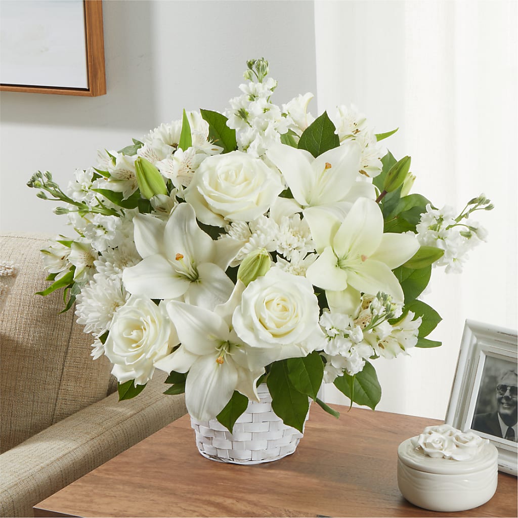 Peaceful Reflections Arrangement – CASSIDY'S FLOWERS, Newmarket ON