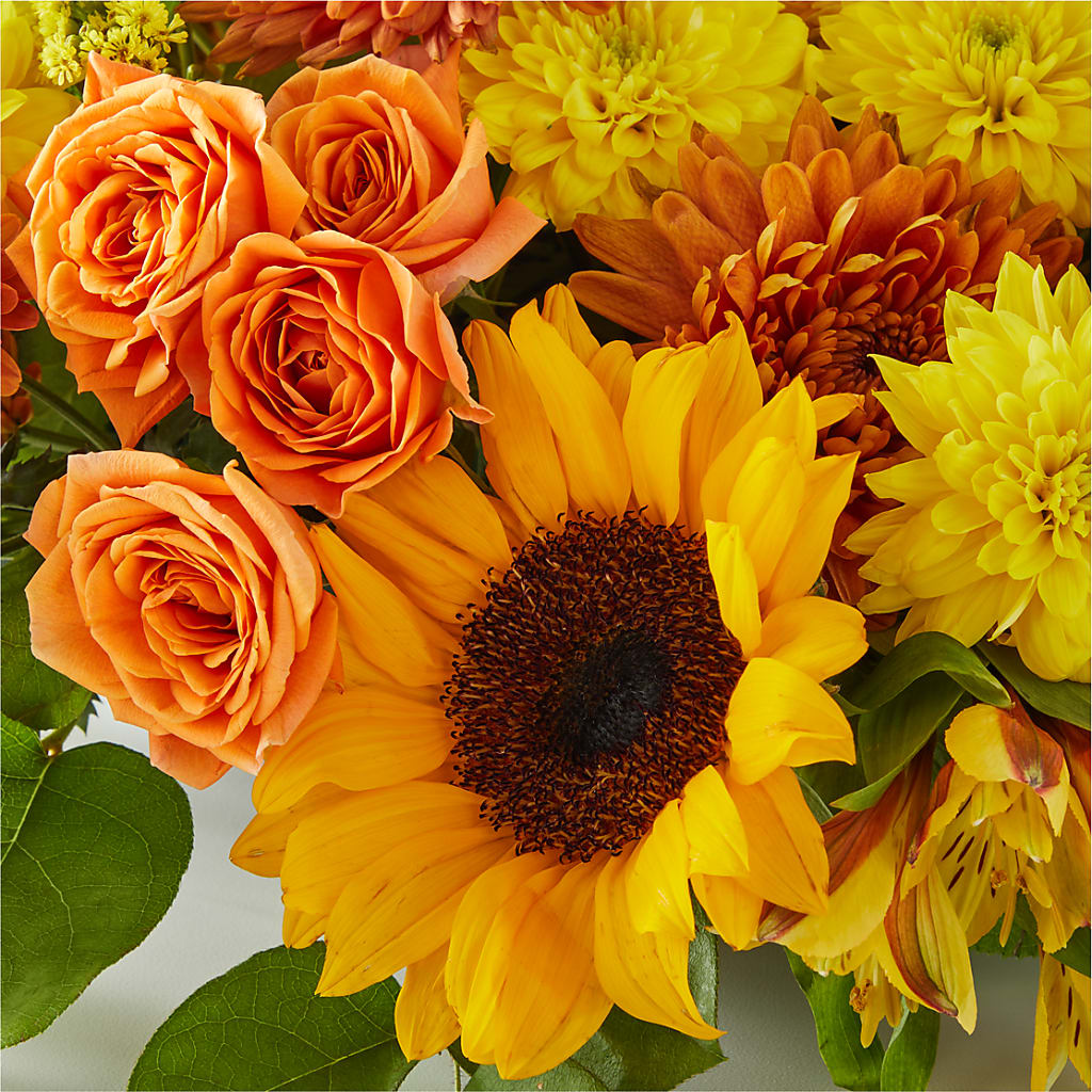 Autumn Harmony Centerpiece – CASSIDY'S FLOWERS, Newmarket ON