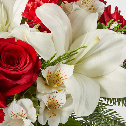 Holiday Season Bouquet – CASSIDY'S FLOWERS, Newmarket ON