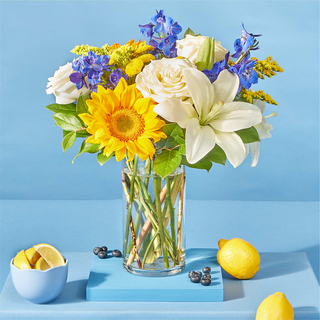 Stargazing Bouquet – CASSIDY'S FLOWERS, Newmarket ON