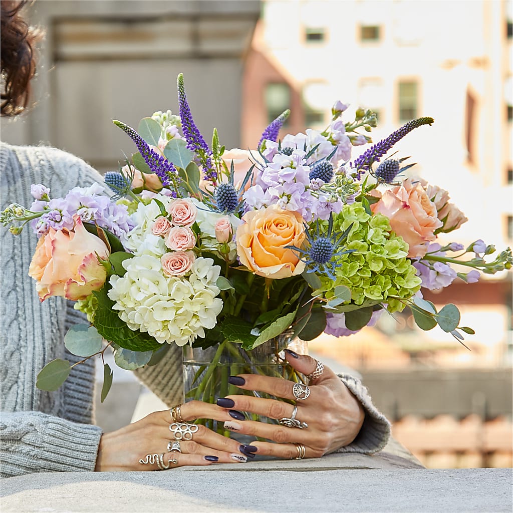 Porch Swing Bouquet – CASSIDY'S FLOWERS, Newmarket ON