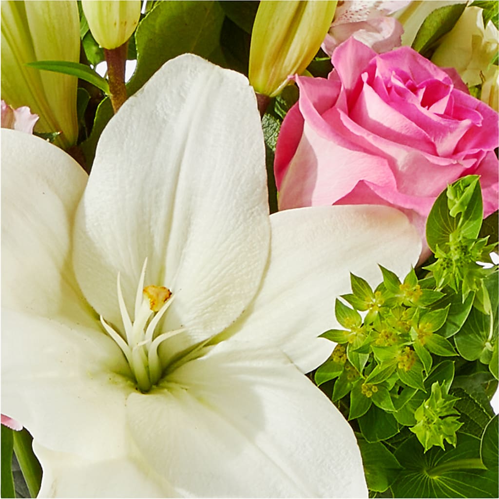 Fondly Bouquet – CASSIDY'S FLOWERS, Newmarket ON