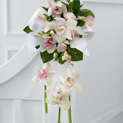 Perfect Entrance Pew Arrangement – CASSIDY'S FLOWERS, Newmarket ON